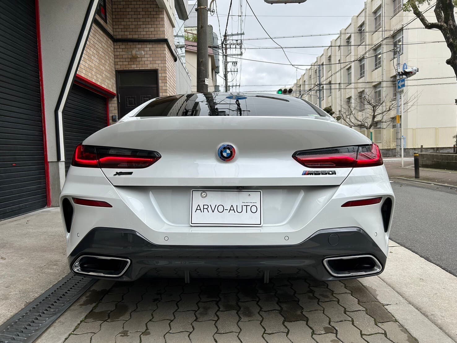 bmw_8_00003.jpg